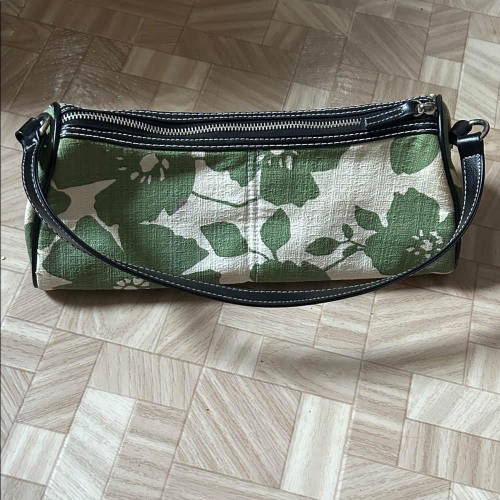 Victoria’s Secret Elegant Green Floral Shoulder Bag